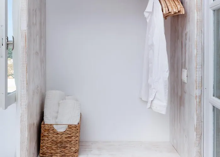 Harama Schinousa Schoinoussa