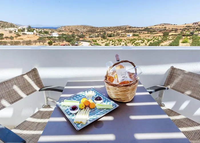 アパート Harama Schinousa