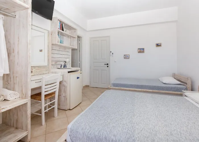 Harama Schinousa アパート *