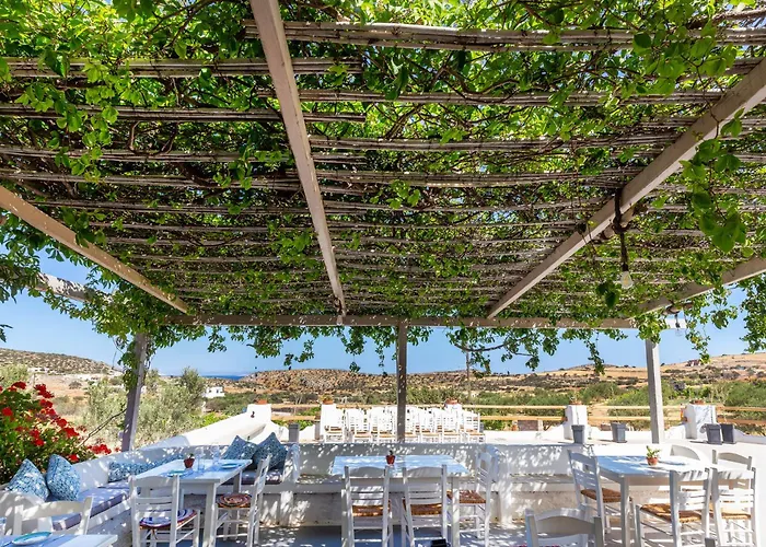 Harama Schinousa * Schoinoussa