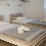 아파트 Harama Schinousa