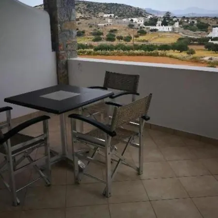 Harama Schinousa Apartment