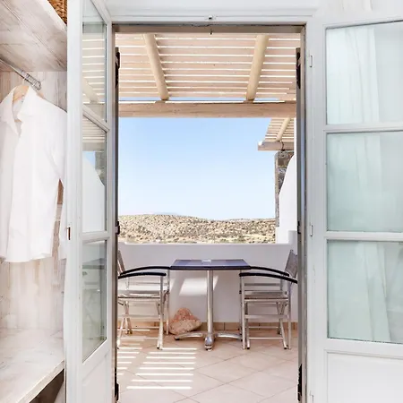 شقة Harama Schinousa Schoinoussa