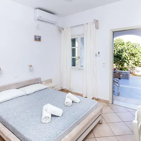 Harama Schinousa Apartment *