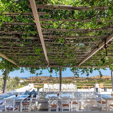 Apartment Harama Schinousa